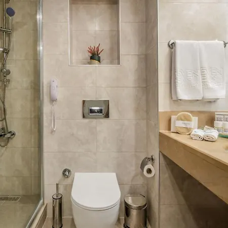 Отель Gravel Select 5*