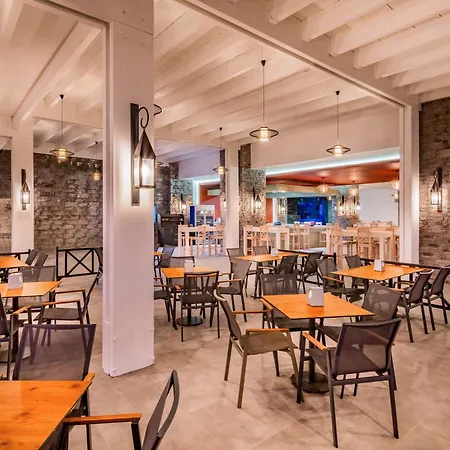 Gravel Select Hotel